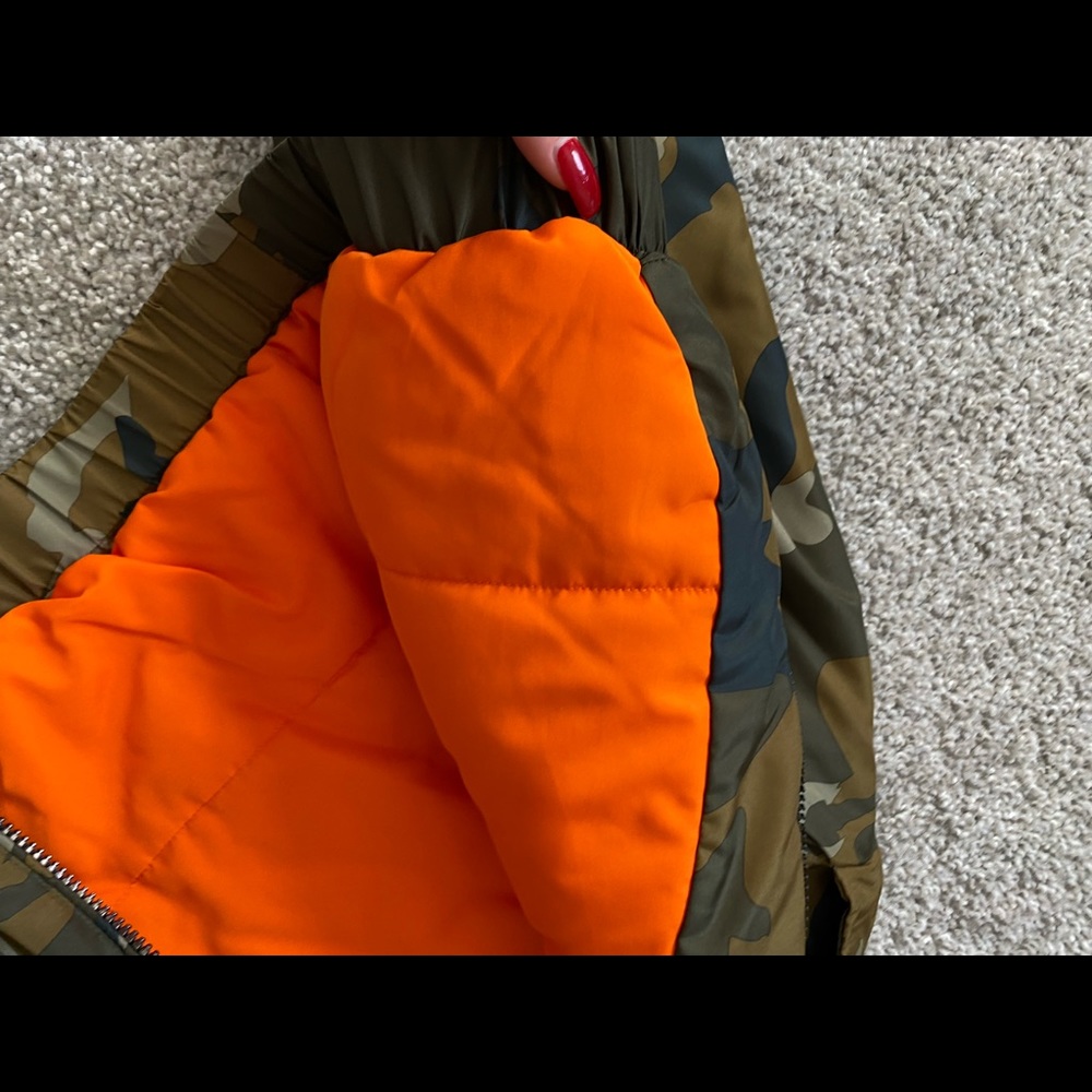 Never worn jacket - Picture 2 of 4